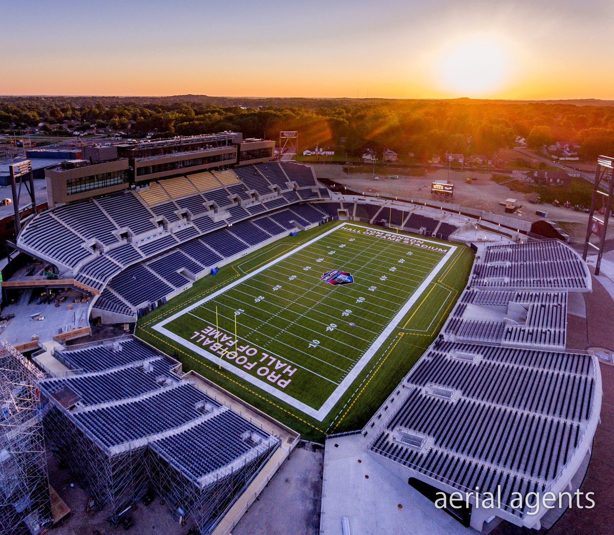 Breaking News:

It’s official! The highly anticipated Week 2 matchup between Central Catholic and Woodland Hills will take place at the iconic Tom Benson Hall of Fame Stadium in Canton, Ohio. Mark your calendars for Saturday, September 6, 2025, with kickoff set for 3:30 PM.

This