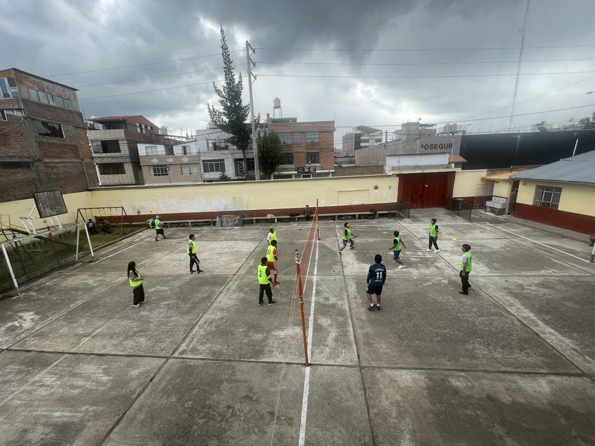 sports_friends's tweet image. The rain did not deter these new coaches last week in the highlands of Peru! #sportsMINISTRY #MakingDisciples