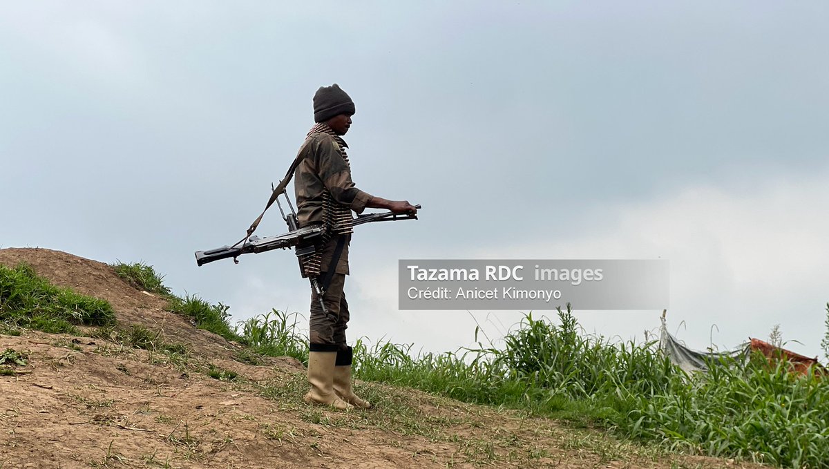 TazamaRDC_Infos's tweet photo. #Guerre_du_M23: vers 15h, une force des rebelles M23 vient d’arriver à #Ngora et #mubanda respectivement à 12 et 4 km de walikale centre grace à débordement et, où des combats sont en-cours affrime notre source sur place. Cette force qui a débordé depuis la brousse arrive à ngora et mubanda pendant que les combats qui  ont été signalés depuis l’avant midi de ce mercredi 19 Mars se poursuivent encore à #kembe à environ 61 km de #walikale centre.
Les derniers civils qui resistaient encore quittent la cité ajoute notre source.

Seuls les militaires des #FARDC et #Wazalendo continuent de se battre pour essayer de contenir et repousser ce débordement des rebelles M23 et ses alliés.

Situation à suivre...