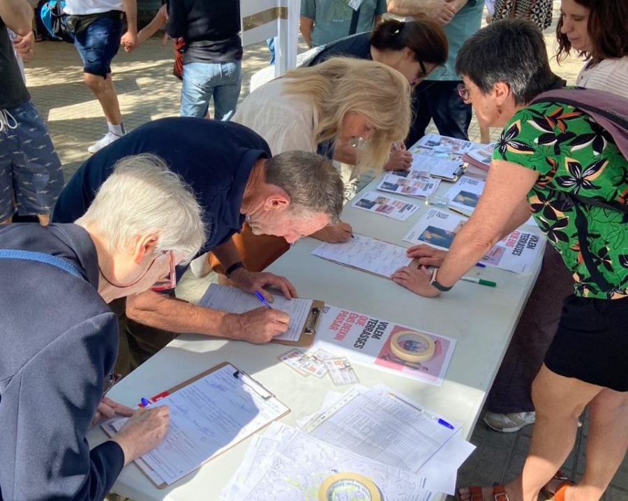 🔴 Demanem:

-Una reunió urgent amb l’Ajuntament per definir les properes passes de la tramitació.

-Un full de ruta clar, amb terminis definits.

-Un debat rigorós, basat en criteris tècnics i no en pressions mediàtiques o polítiques.