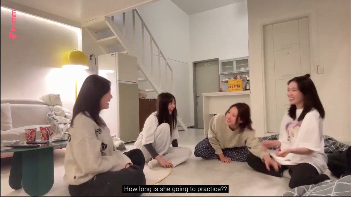 LOONA's Subbits tweet media
