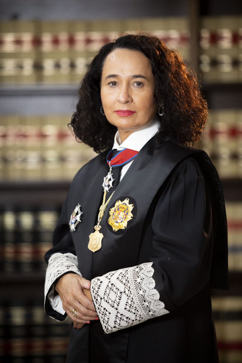 El pleno del <a href="/PoderJudicialEs/">Poder Judicial</a> nombra a María Félix Tena Aragón presidenta del Tribunal Superior de Justicia de Extremadura <a href="/TSJEXT/">TSJ Extremadura</a> que afrontará su segundo mandato. poderjudicial.es/cgpj/es/Poder-…