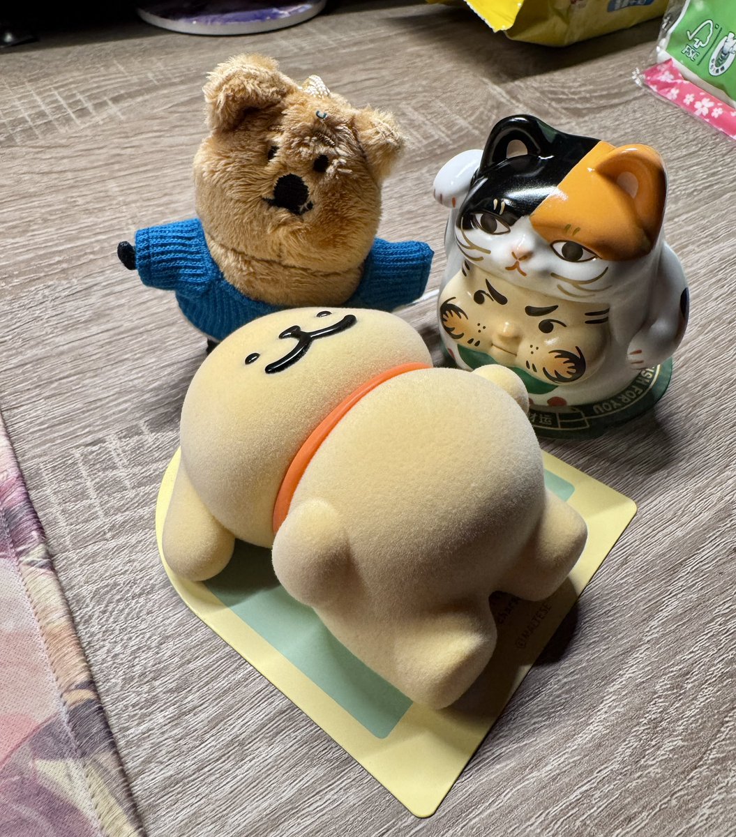 maplesaki0319's tweet photo. 5555 我又老了一歲
今年生日過的真充實
從昨天18號就開始過了🤣
今天親媽陪我健檢還請我吃藏壽司
沒錯！終於過了八個月我找到工作了！
(雖然中間沒有很認真找(被��🤪

最後～！
謝謝朋友請客和送禮物給我🥹
我會好好的收藏和保護的
那隻狗狗感覺很容易髒(x https://t.co/4cqGiYdg1w