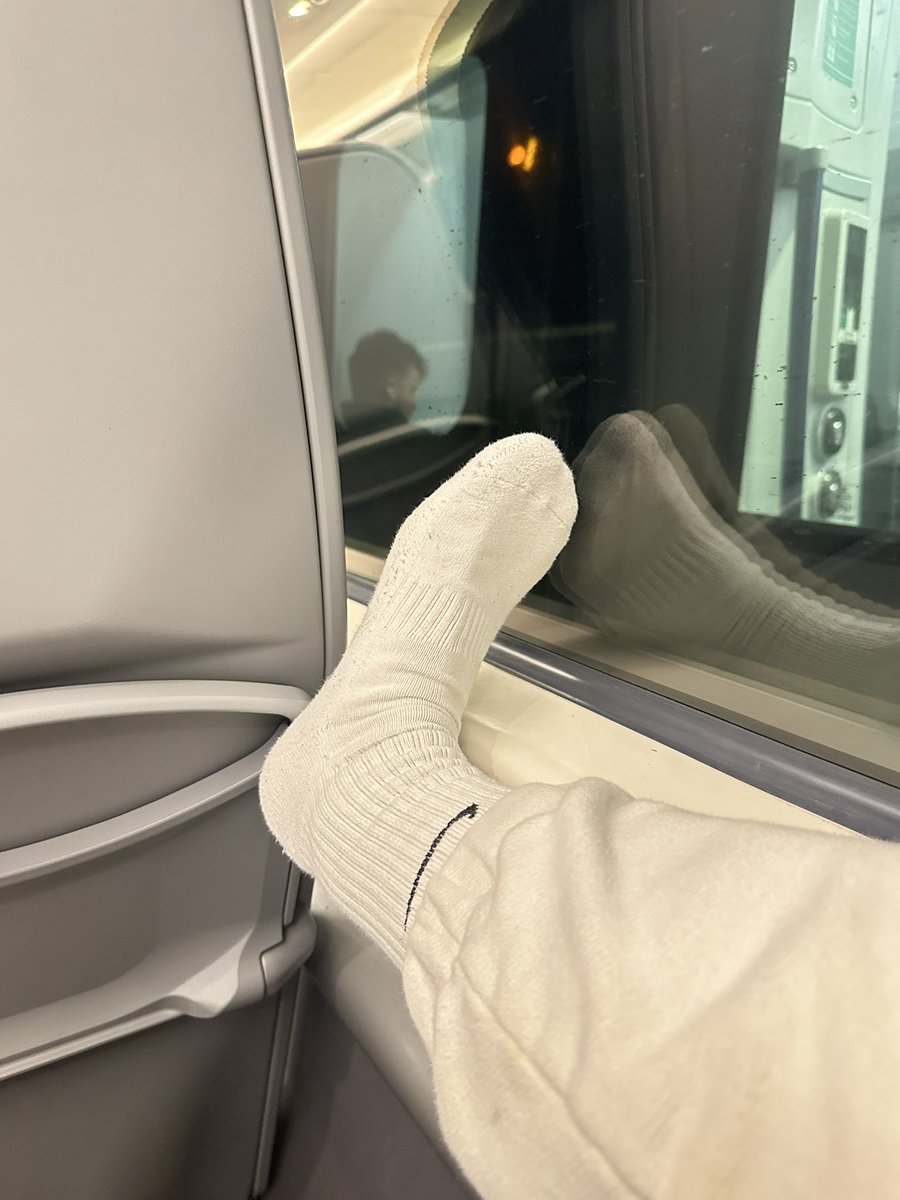 选黑色是我干你；
选白色是被我干；
想选哪一个？<a href="/aroovn/">Aroovn</a>