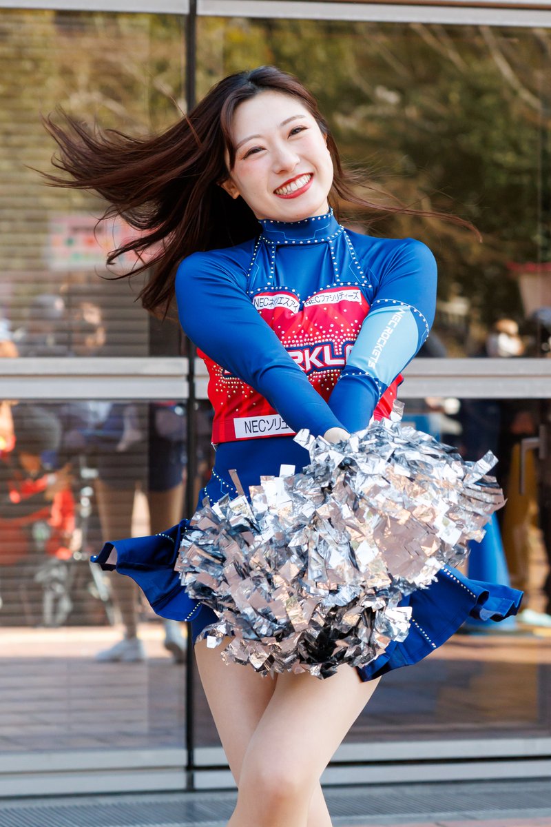 MINAMIさん NECロケッツチアリーダー🚀SPARKLES（スパークルス）