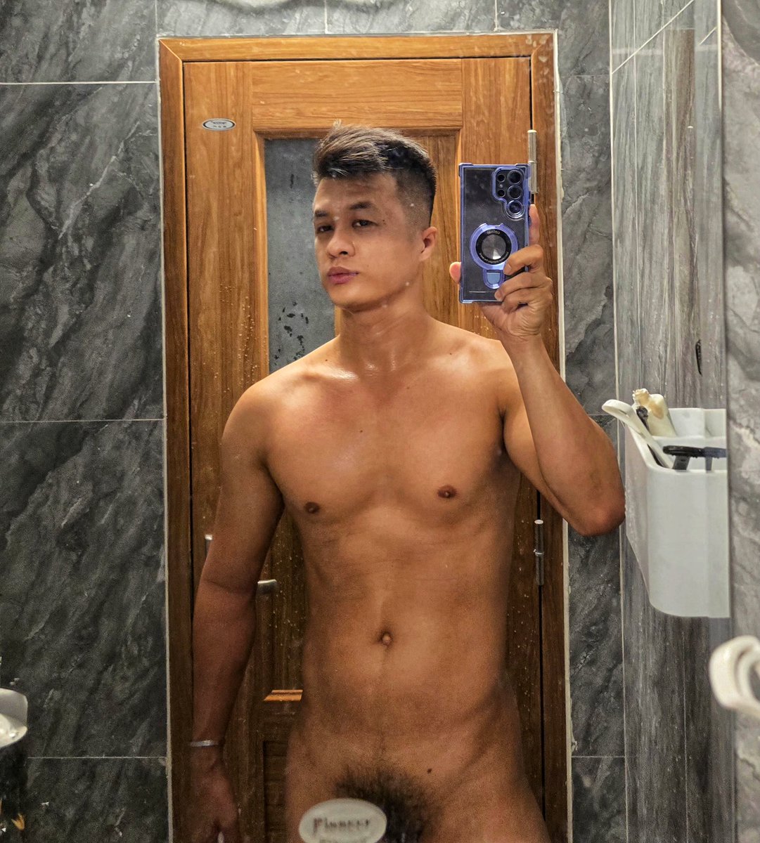 Anh máy Dập tweet media