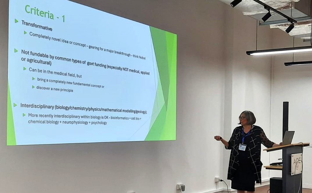 HFSP's tweet image. At the #HFSPMasterClass in Singapore participants gained insights into crafting successful HFSP applications, guided by experts who know the review process inside out. ✍️
A big thank you to our co-organizers NRF &amp;amp; @ASTARsg  for making this inspiring event possible!
#GrantWriting