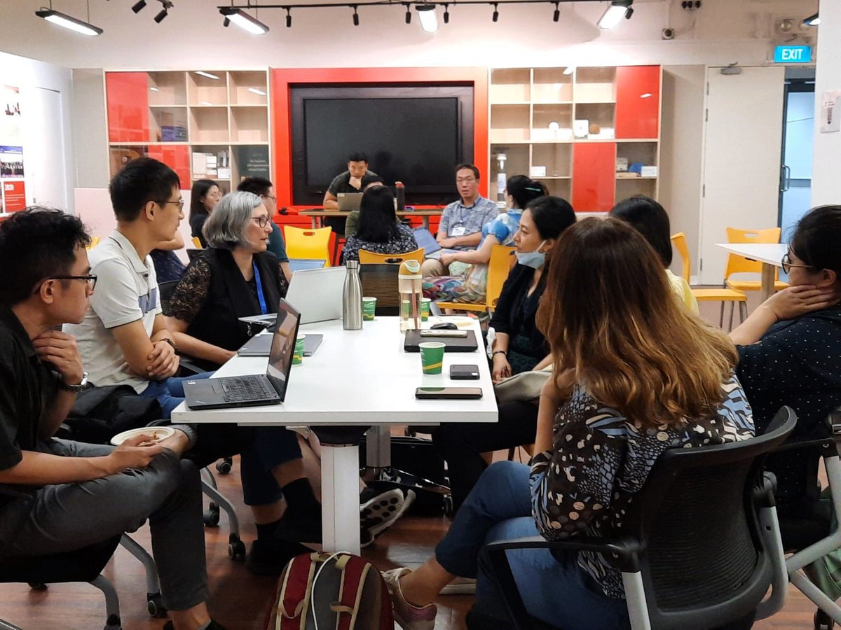 HFSP's tweet image. At the #HFSPMasterClass in Singapore participants gained insights into crafting successful HFSP applications, guided by experts who know the review process inside out. ✍️
A big thank you to our co-organizers NRF &amp;amp; @ASTARsg  for making this inspiring event possible!
#GrantWriting