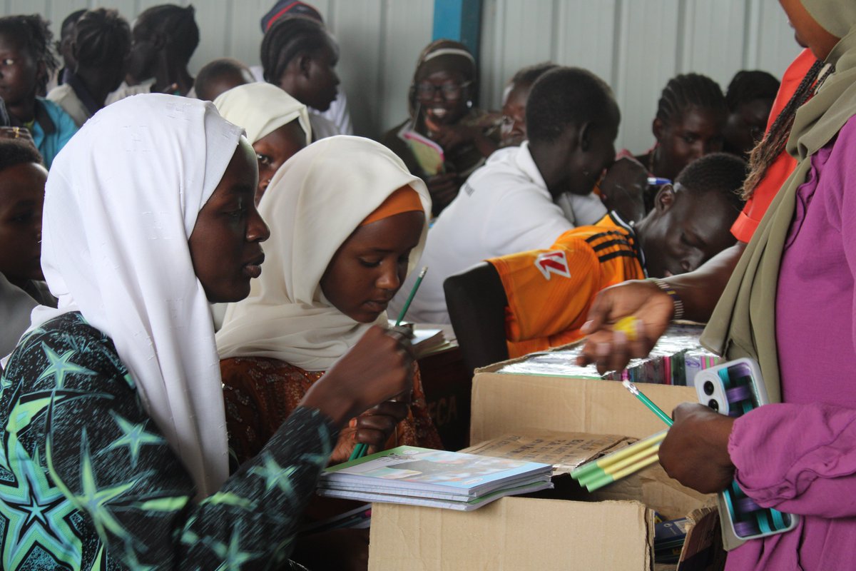fca_SouthSudan's tweet photo. Schools are open again in South Sudan after the heatwave! 

Thx to @Ulkoministerio, we continue to support Godo Pri &amp; Nurs School, providing essential school supplies to refugees &amp; host communities. With over 12,9M affected by the 🇸🇩 crisis &amp; Millions more displaced within 🇸🇸 https://t.co/r7ojhJKjbo