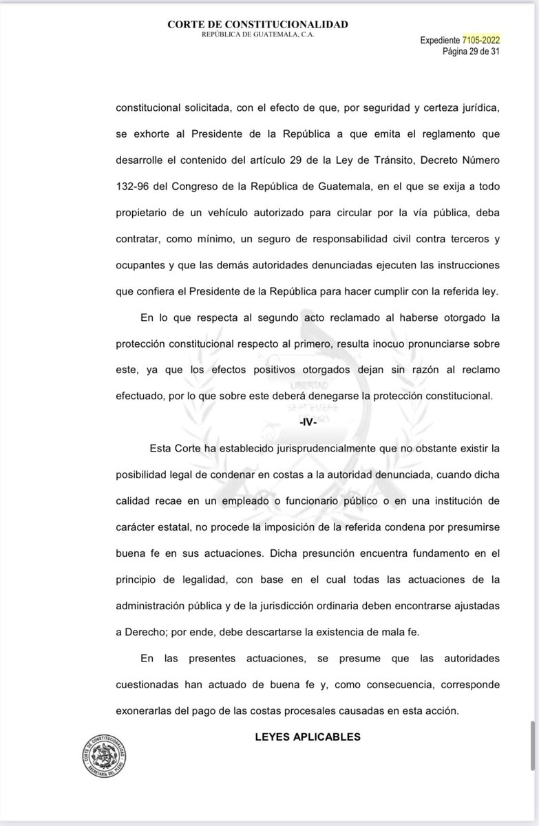 J_AlexValdez's tweet photo. El dato: En 2024, por mayoría, la CC exhortó al presidente de la República, Bernardo Arévalo, y demás autoridades a implementar la obligatoriedad del seguro mínimo de responsabilidad civil contra terceros para todos los vehículos. 

Acá la resolución: https://t.co/KV5hJOcNyC