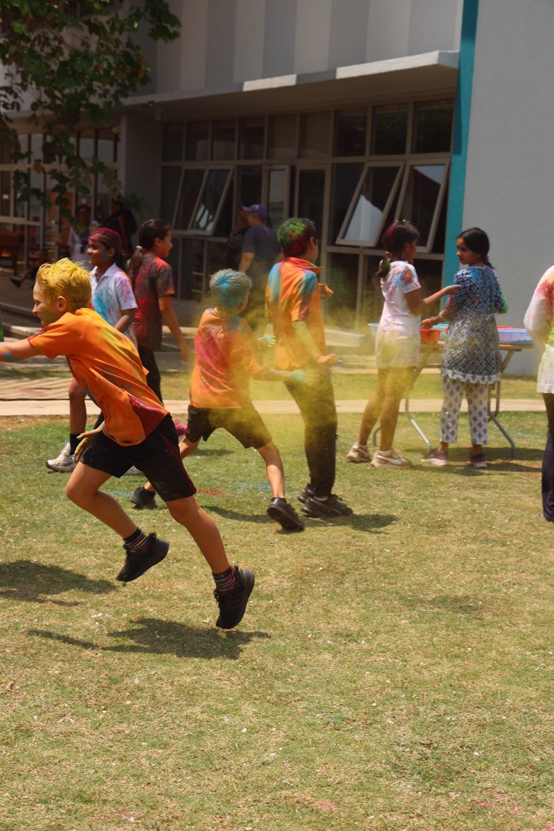 Stonehill_SIS's tweet image. Holi at Stonehill was a blast with music, colors, and flowers!
#SISlearns #FestivalOfColors #ibschool
#holi #internationalschool