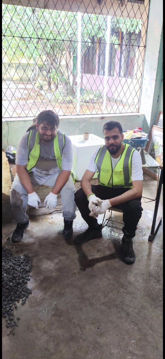 بحزن شديد تلقينا خبر وفاة الصديق و الزميل زايد الذي وافته المنية صباح اليوم. 
لقاءنا الاول كان في عمل تطوعي في سريلانكا، وقد تعرفت عليه عن قرب في اسبوع التطوع، واكتشفت أنه إنسان رائع وطيب القلب. 
من المحزن جدًا أن نفقد صديقًا وزميلًا رائعًا مثله. 
أتقدم بخالص التعازي لأسرته