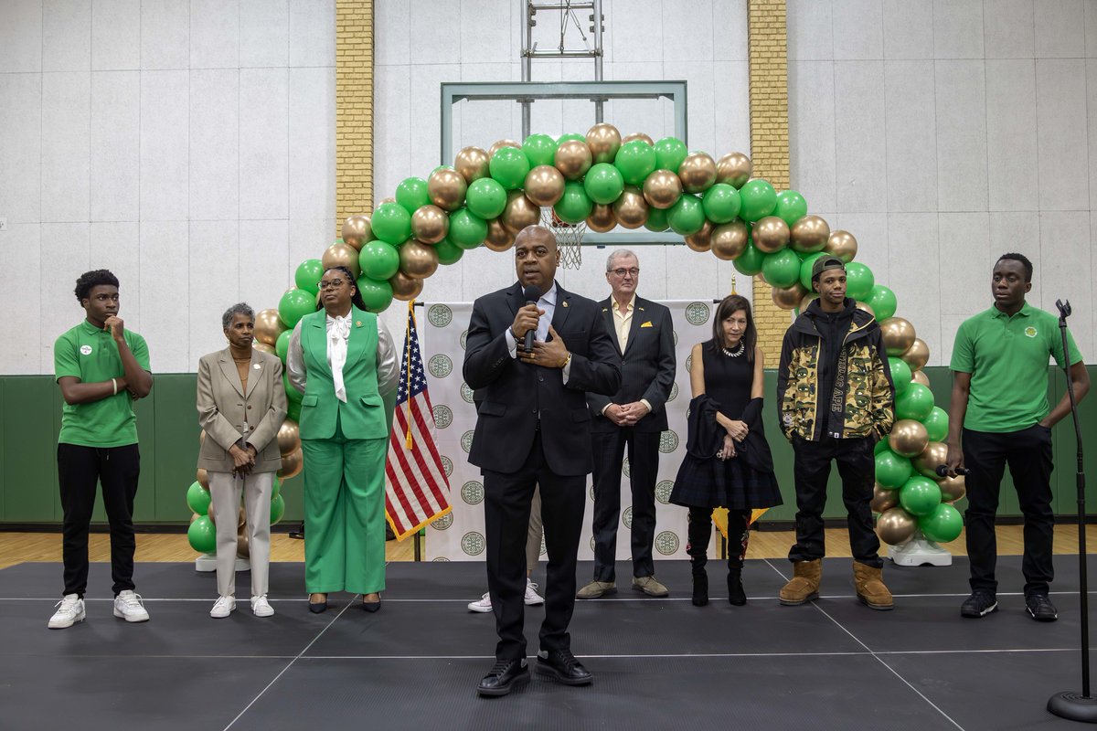 I had the honor of joining <a href="/GovMurphy/">Governor Phil Murphy</a> , <a href="/LtGovWay/">Lt Governor Tahesha Way</a>, <a href="/LamonicaMciver/">LaMonica McIver</a>, <a href="/ArtistHBTL/">ABOOGIEWITDAHOODIE</a>, <a href="/DjWallah/">DJ WALLAH</a>, and more for a voter registration drive at the Newark School of Data Science and Information Technology. A lot of hard work went into making sure Newark’s students have a say in shaping