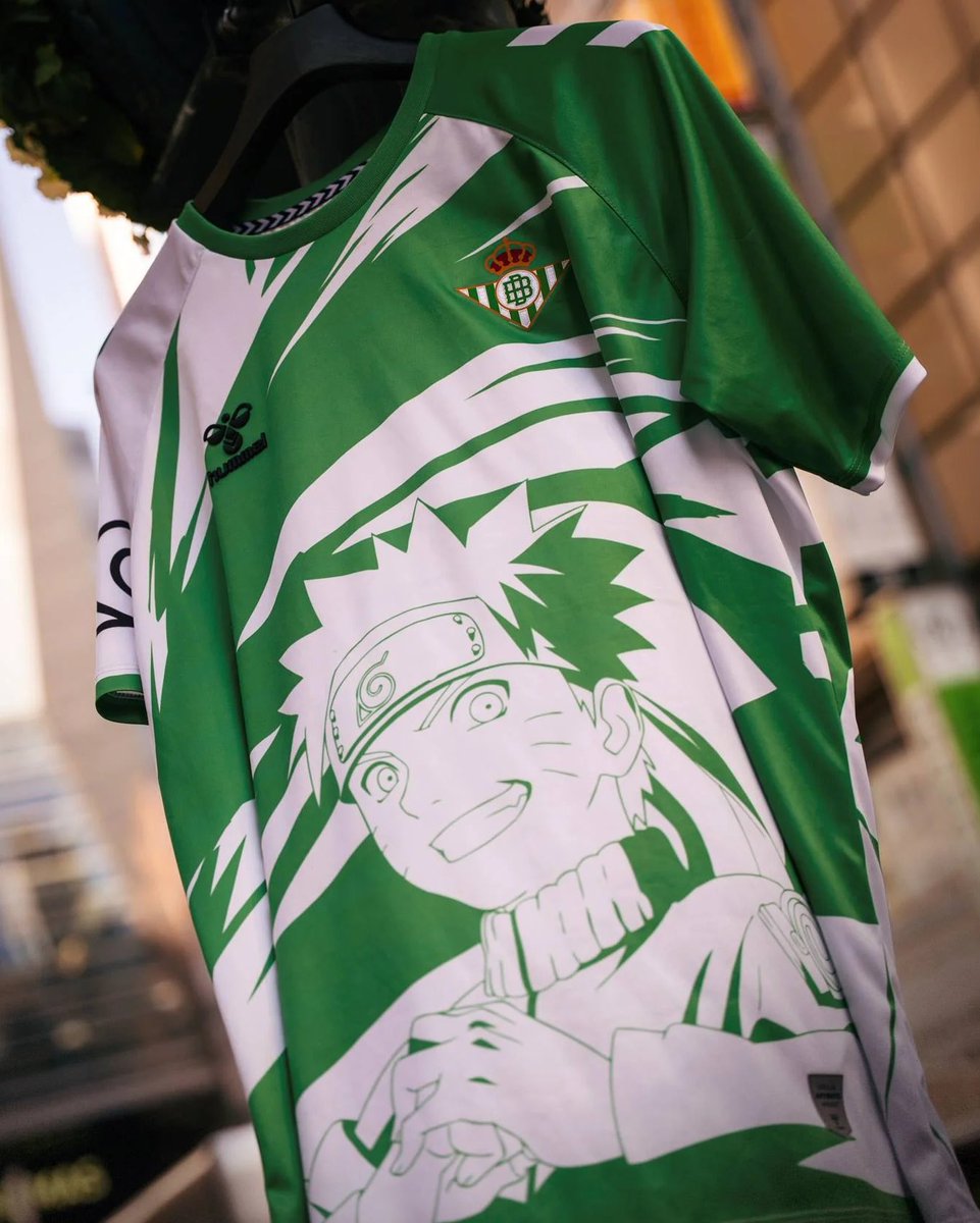 B24PT's tweet photo. Betis lançou uma camisola de edição limitada em homenagem a Naruto. https://t.co/iYdkhBsWvk