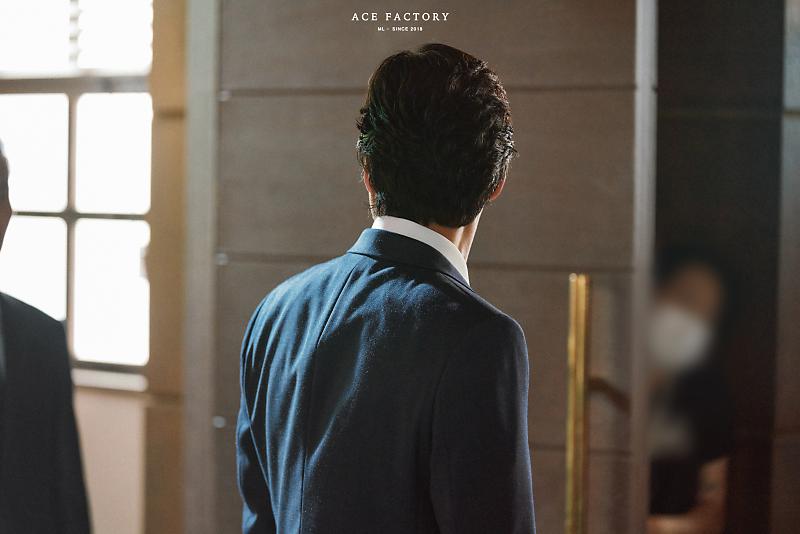 Mio__life's tweet photo. 아무래도 유잼은 등이 잘생겼지 https://t.co/UOp5MNzExW
