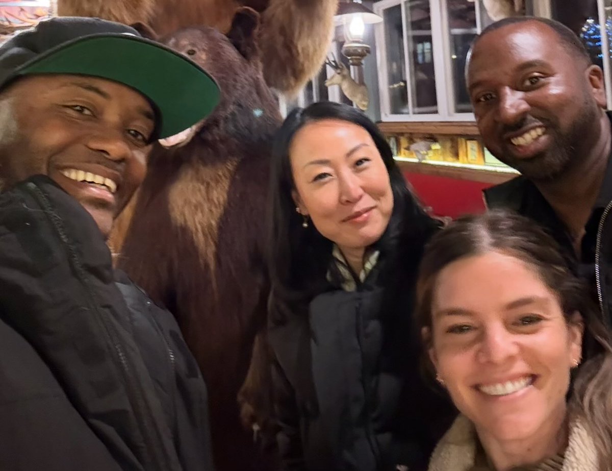 Long days, lonely plane flights, wide ranging meetings across time zones

It takes a solid team and strong leadership to make it all worthwhile!

Shout out to <a href="/SandraPersing/">Sandra Persing ✈️ 🏡</a> who continues to be the best leader and mentor. Huge thanks to <a href="/corey__cooper/">Corey Cooper</a> and <a href="/jennateeman/">Jenna Teeman</a> for pushing