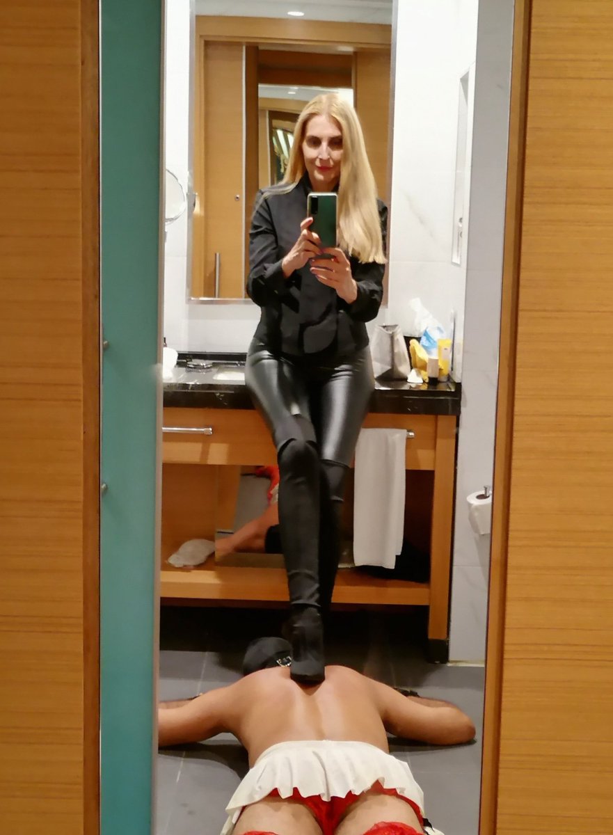⭐ Domina Sreni Videos - OWK 2025 (@domina_video) on Twitter photo Telegram timeline 📍
Selfie con tappetino umano utile all occorrenza per pulire le suole
<a href="/DominaSreniX/">Domina Sreni 🔸 Extra content</a> Telegram timeline 📍
Selfie con tappetino umano utile all occorrenza per pulire le suole
<a href="/DominaSreniX/">Domina Sreni 🔸 Extra content</a>