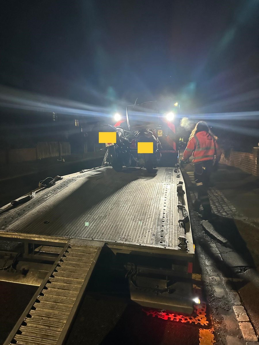 MPSWelling's tweet image. 🚨SEIZED!!🚔
A vehicle was tracked down and seized after reports of a moped riding through Danson Park. Whilst on scene, a stolen moped was also discovered nearby and recovered to be returned to its owner. The driver has been processed👮