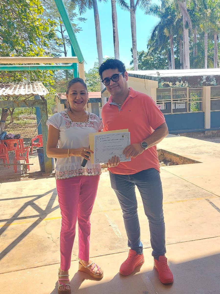 Coespoyuc's tweet photo. El Consejo Estatal de Población (COESPO), a través del Programa Integral Protégete, impartió la plática: "Prevención del Embarazo Adolescente" a los alumnos del Cobay Plantel Akil como parte de una jornada de pláticas sobre prevención. 

#COESPO #RenacimientoMaya https://t.co/oS6IwtJgkd