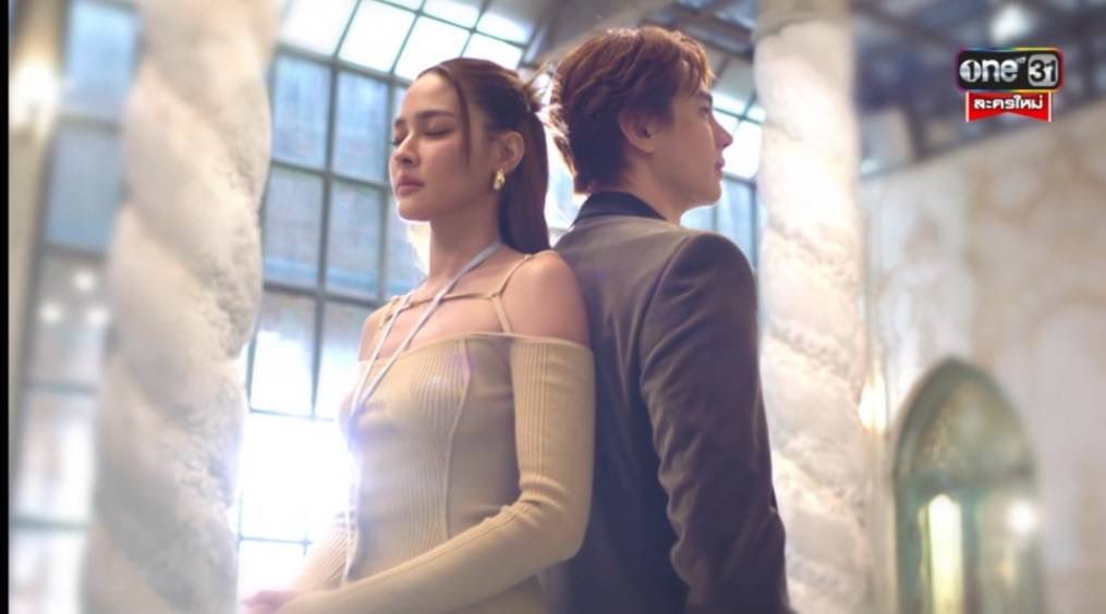 คุณพีท…อีพีแรก
ให้กี่คะแนนดีคะ? ☺️
#รักสลับลาย