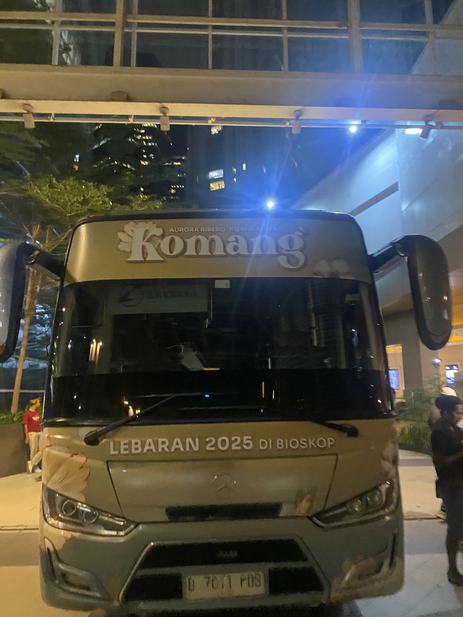 proquestfilm's tweet image. Arghhhh saya terKomang Komang menyaksikan jalan takdir dan cerita hangat tentang cinta yang luar biasa …
Terima kasih dan Selamat untuk kru dan cast @Starvisionplus #FilmLebaran