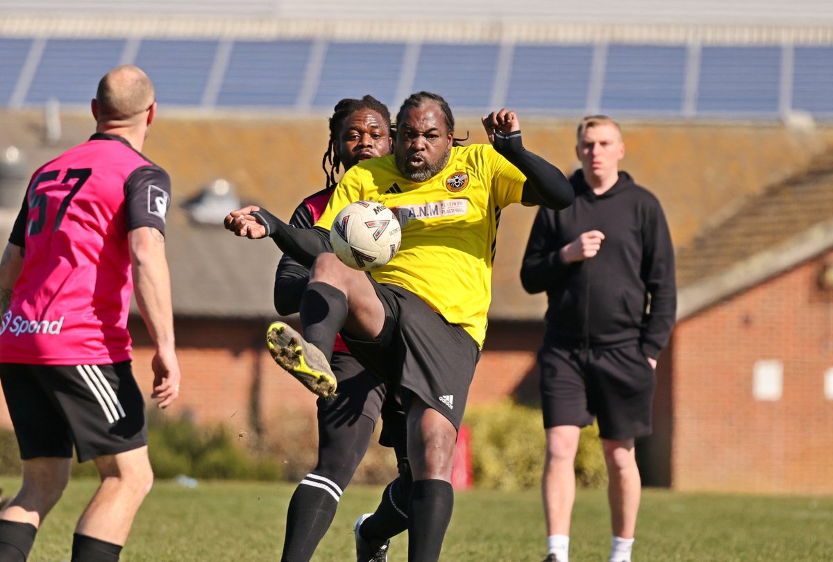 Parks Football (@parksfooty) on Twitter photo Last Sunday's Div 5 <a href="/the_portsmouth/">The City Of Portsmouth sunday League</a> fixture at #rugbycamp
Solent Sports (Portsmouth) v Hatton Rovers
Picture set at flic.kr/s/aHBqjC62ww
#parksfootball #grassrootsfootball #sundayleaguephotos Last Sunday's Div 5 <a href="/the_portsmouth/">The City Of Portsmouth sunday League</a> fixture at #rugbycamp
Solent Sports (Portsmouth) v Hatton Rovers
Picture set at flic.kr/s/aHBqjC62ww
#parksfootball #grassrootsfootball #sundayleaguephotos