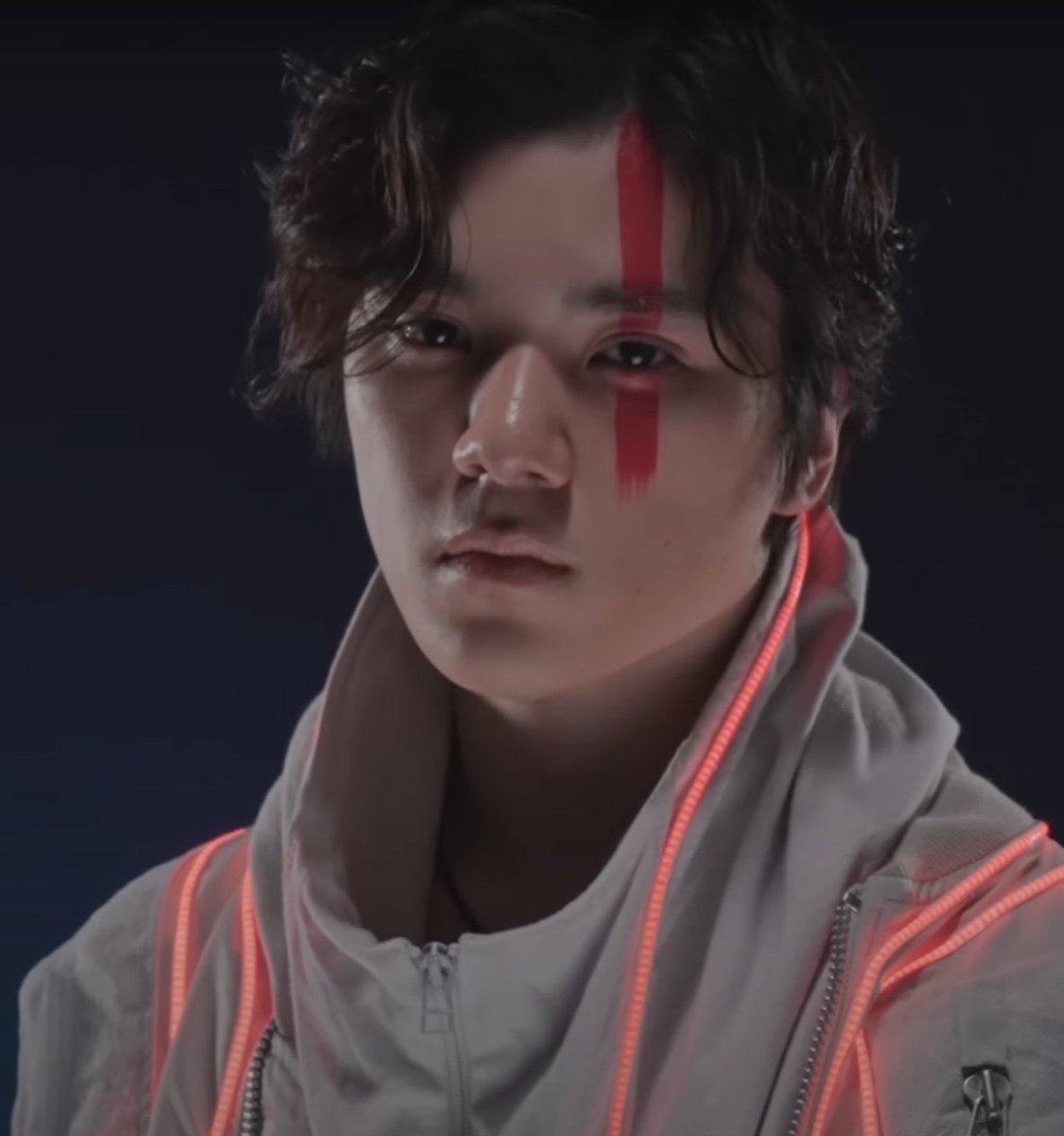 JaeUno2's tweet photo. Loving moody and edgy Shoma https://t.co/VLl6gbm9ux