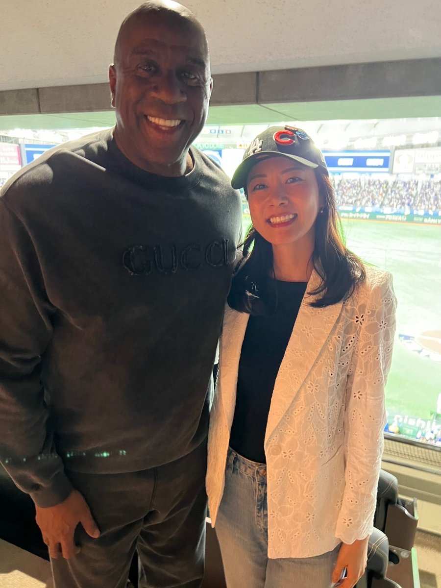 akinoakino24's tweet image. マジックジョンソンさんに会えました✨素敵な出逢いに感謝です☺️

#EarvinMagicJohnson
#マジックジョンソン