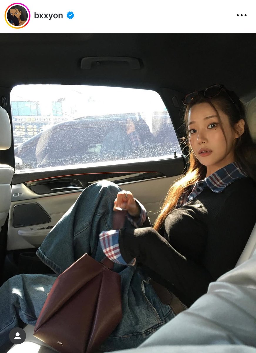 SARTUのバッグ🇰🇷で人気でね、欲しすぎて調べてたらソロ地獄の