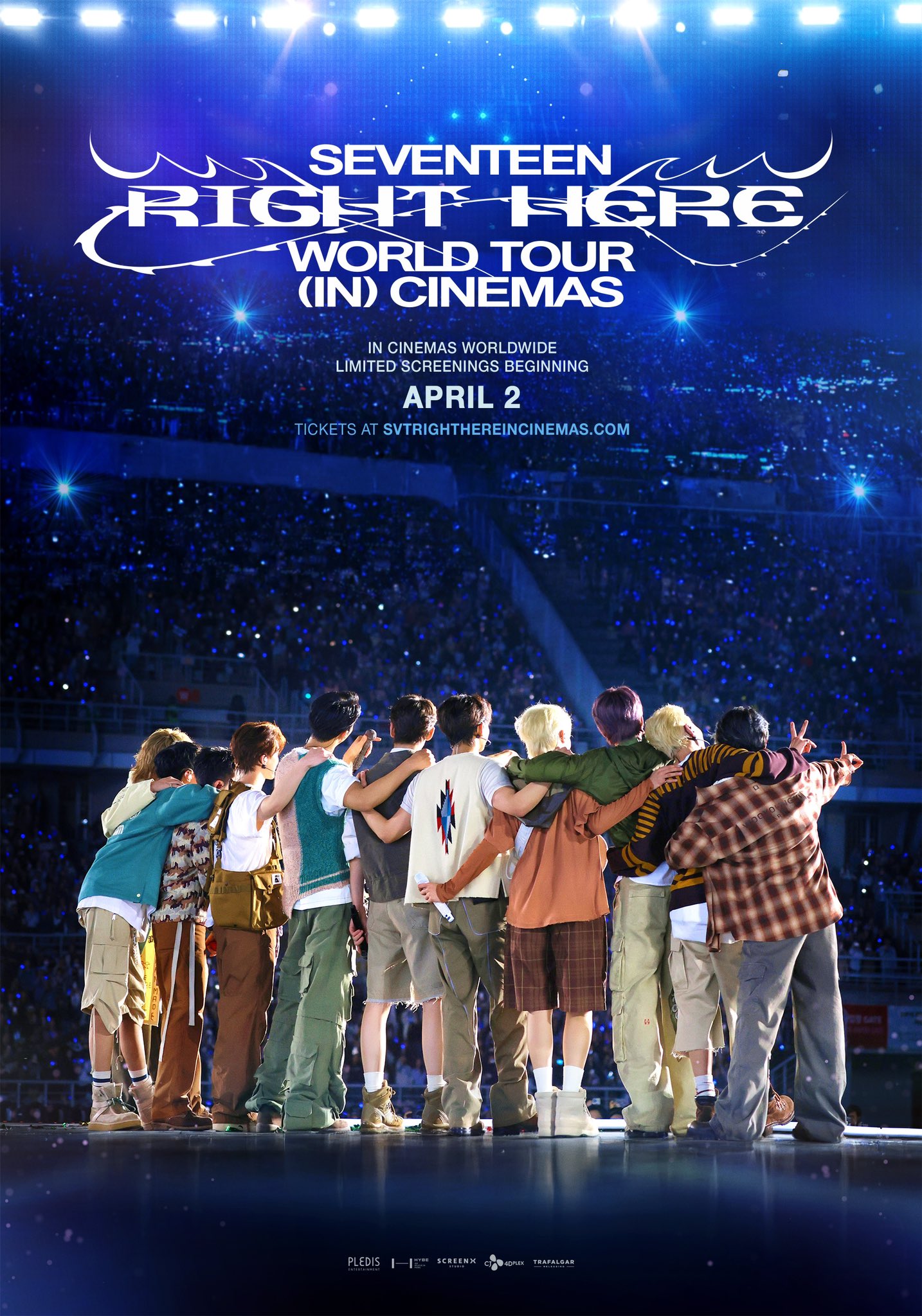 SEVENTEEN RIGHT HERE WORLD TOUR フーディー 販売 中