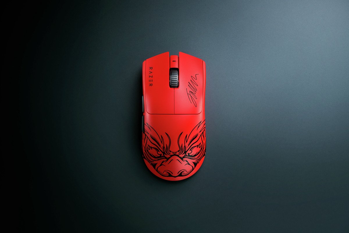 denfaminicogame's tweet photo. 『LoL』で5回の世界大会優勝を経験した「Faker」選手とゲーミングマウス「Razer Viper V3 Pro」のコラボモデルが登場
https://t.co/bgo1k5z10B

史上初の殿堂入りを果たしたFaker選手も採用する人気モデルが赤い特別デザインに。日本の量販店やPCショップ、Amazonなど通販サイトでも予約がスタートした https://t.co/ezB9FXoEAk