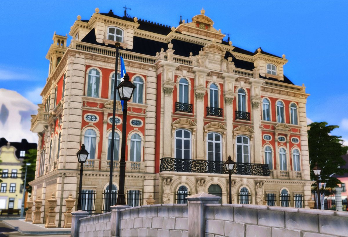 Danielsims_'s tweet photo. A second build in Nordhaven! Maybe not quite the style of the neighbourhood, but it think it lowkey blends in the surroundings. It's an eclectic Italian renaissance-French baroque revival urban palace. I may post more pics in some days 😊 #TheSims4 #ShowUsYourBuilds https://t.co/yKMCiY7qgb