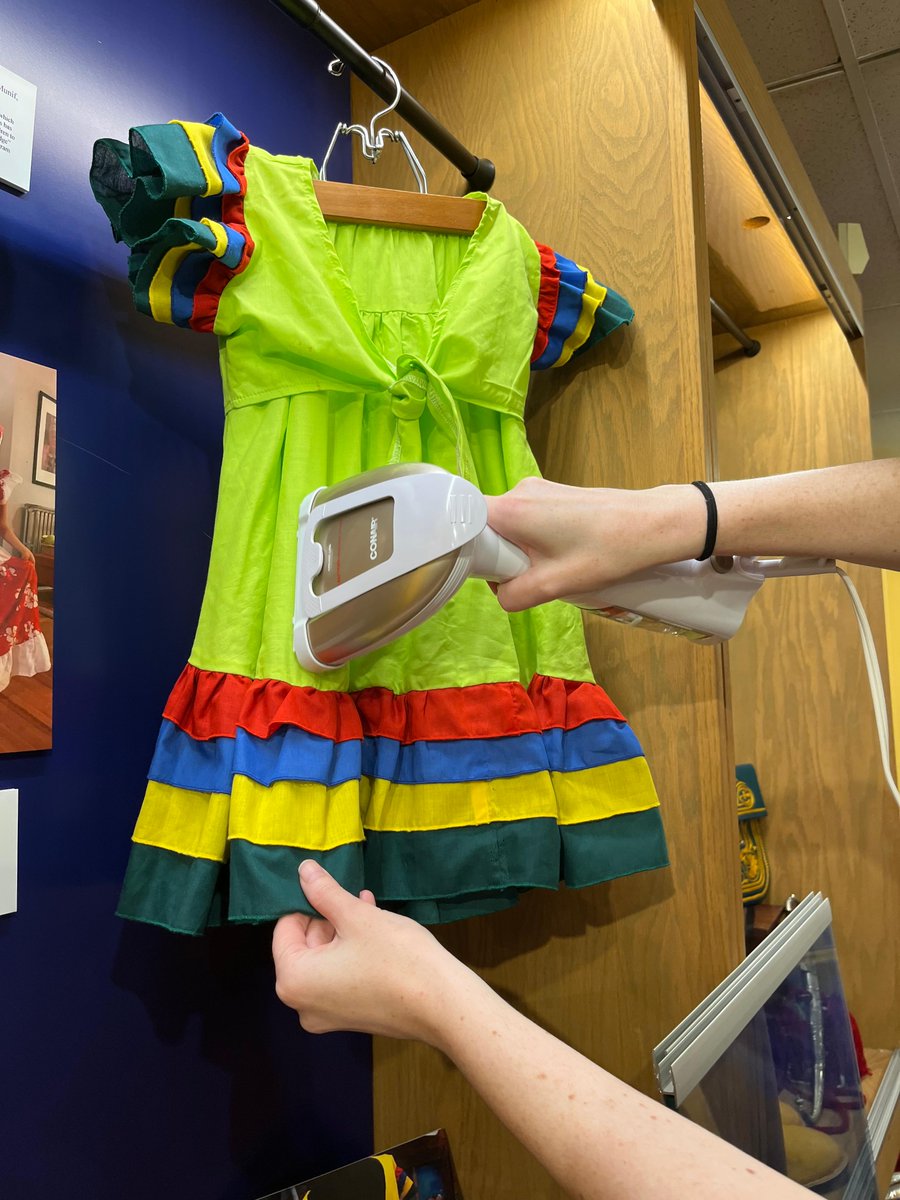 Boston University Libraries tweet media