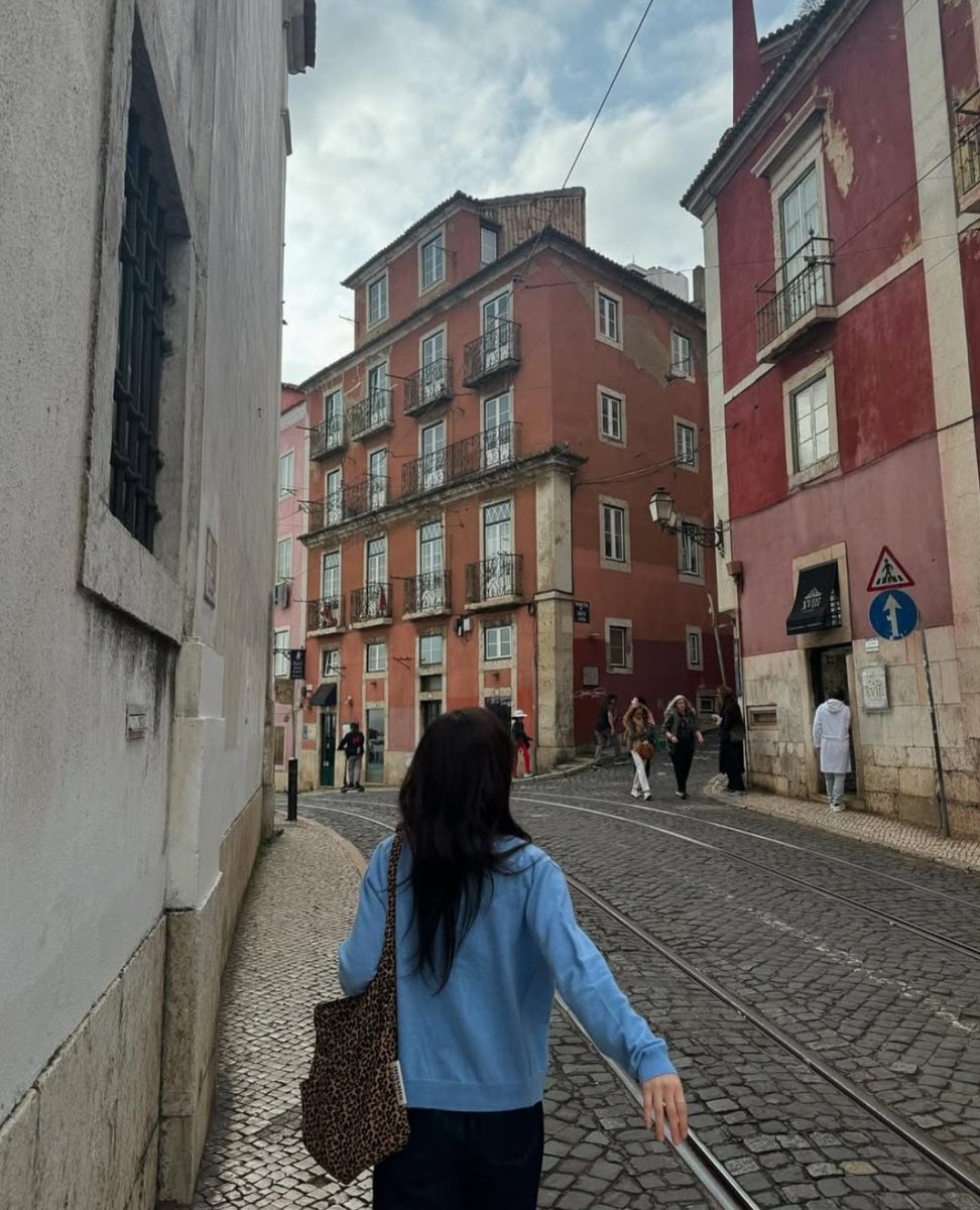 Chuaeyeon's tweet photo. Darling, let's go back to where we start this journey together. Let's fill our hearts with love and sparks. https://t.co/E2cKh5AvPu