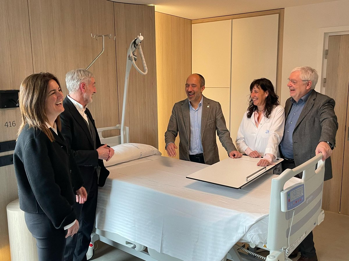 marc_aloy's tweet photo. Avui que és Sant Josep estrenem la magnífica nova planta d’hospitalització de la Clínica Sant Josep. Un pas endavant més de la Fundació @althaiamanresa, gran actiu de ciutat i institució sanitària de referència al país. Un orgull presidir-ne el patronat. Gràcies a tot l’equip! https://t.co/hNRtopkci8