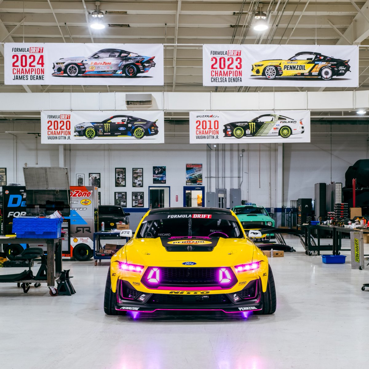 BEN HOBSON'S NEW LIVERY 🔥🔥🔥 The 2025 Pennzoil Ford Mustang RTR