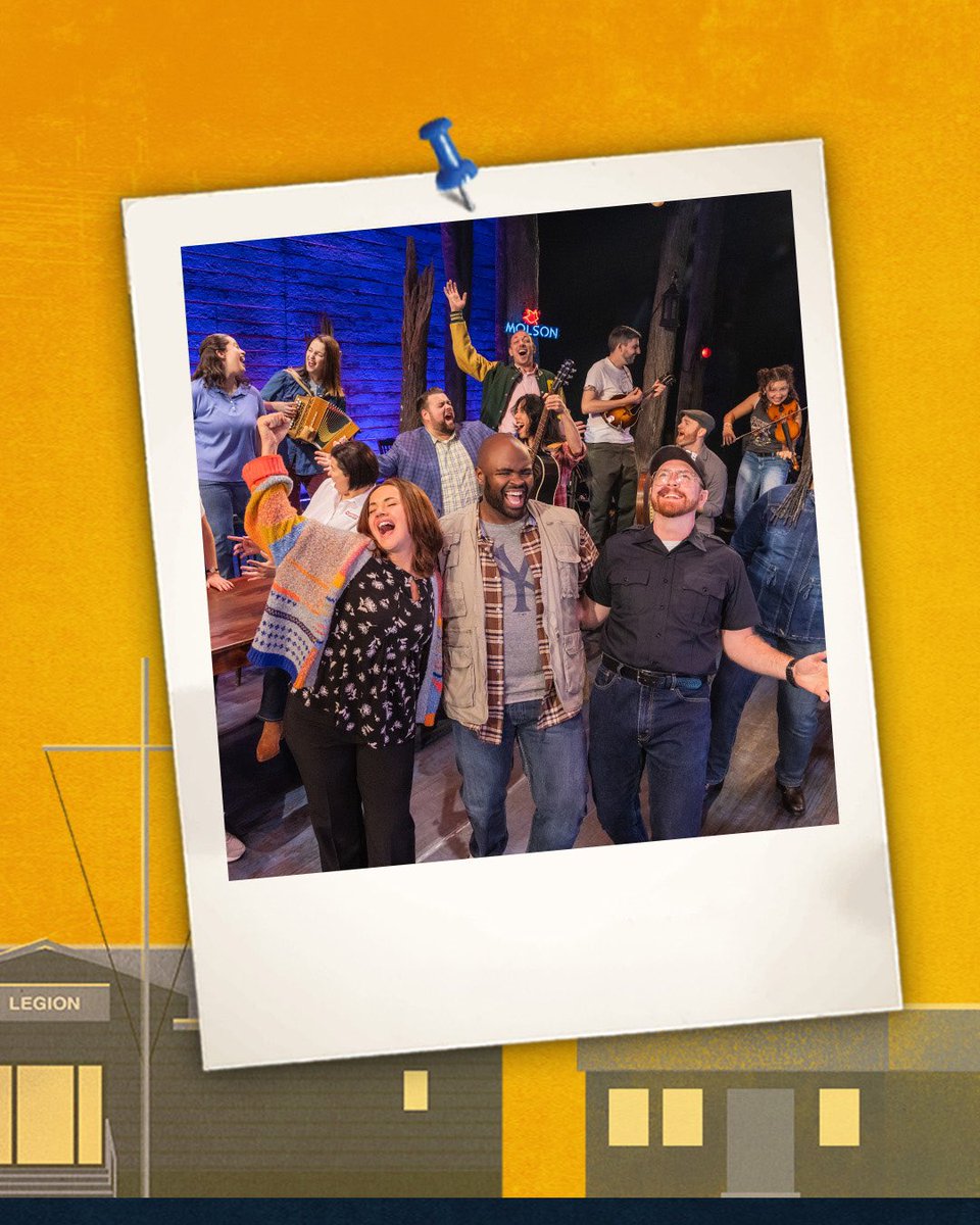 “Let’s get everyone down to the Legion.” 🍻🐟 #ScreechIn
📷: Evan Zimmerman