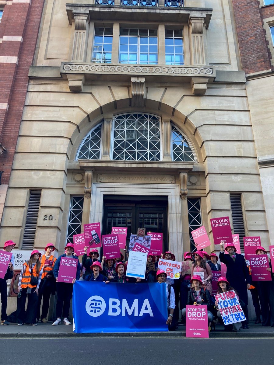 BMA Students tweet media
