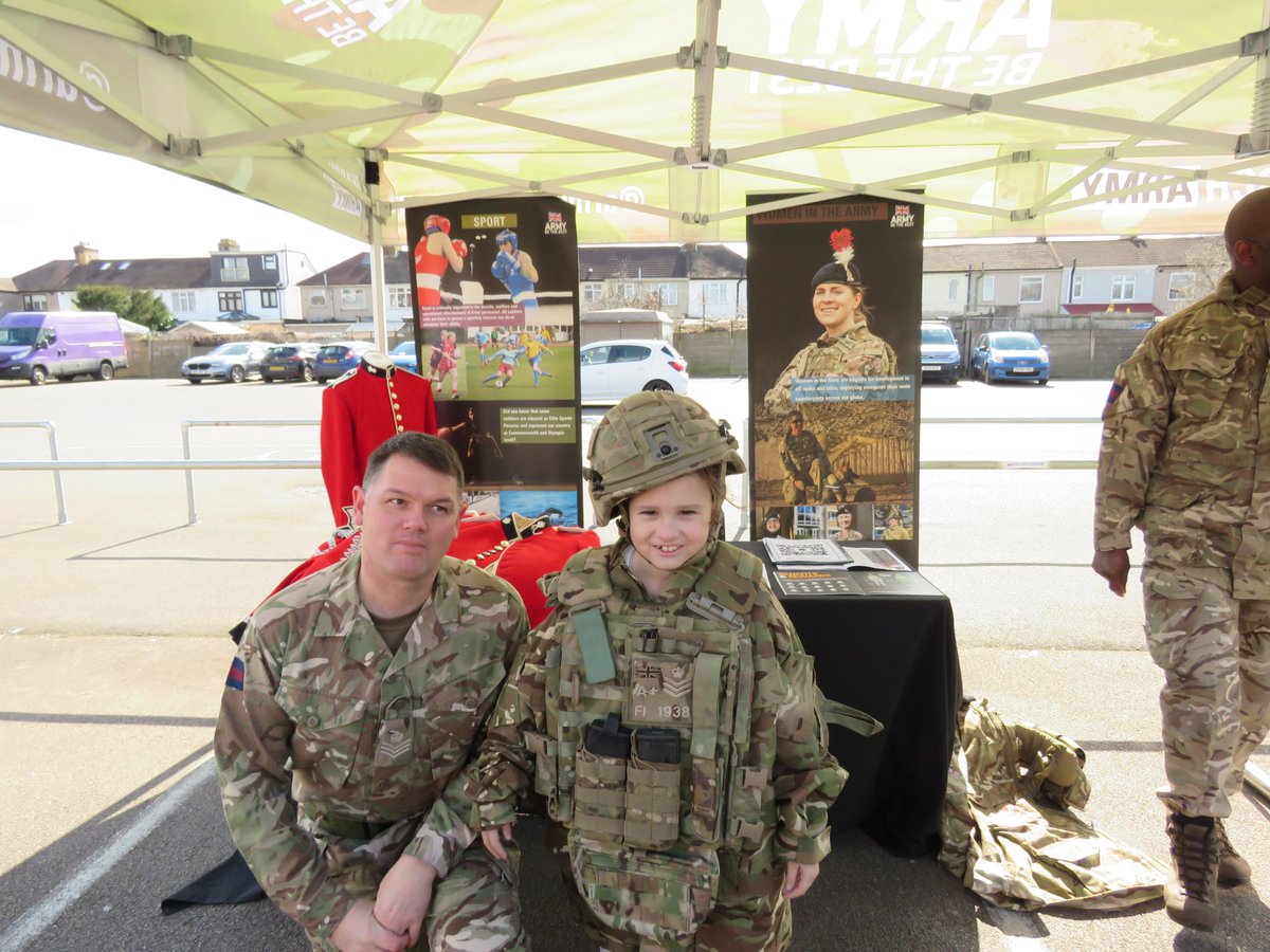 <a href="/BritishArmy/">British Army 🇬🇧</a> London Division <a href="/Dag_RedFC/">Dagenham & Redbridge</a> to celebrate Diversity Day 2025 with <a href="/MetTaskforce/">Met Police Taskforce</a> <a href="/LondonFire/">London Fire Brigade</a> <a href="/DufcBlues/">DagenhamUnitedBlues</a> <a href="/EveryoneActive/">Everyone Active</a> and many other organisations from the local community <a href="/lbbdcouncil/">Barking and Dagenham Council</a> <a href="/TheNLTrust/">The National League Trust</a> <a href="/EssexCCB/">Essex Cricket in the Community</a> <a href="/MPSBarkDag/">Barking & Dagenham MPS</a> <a href="/Margaret4DR/">Margaret Mullane MP</a> <a href="/jayrosa1_/">Jay Rosa</a> <a href="/BDSFA1/">BDSFA</a> @williambellamyp