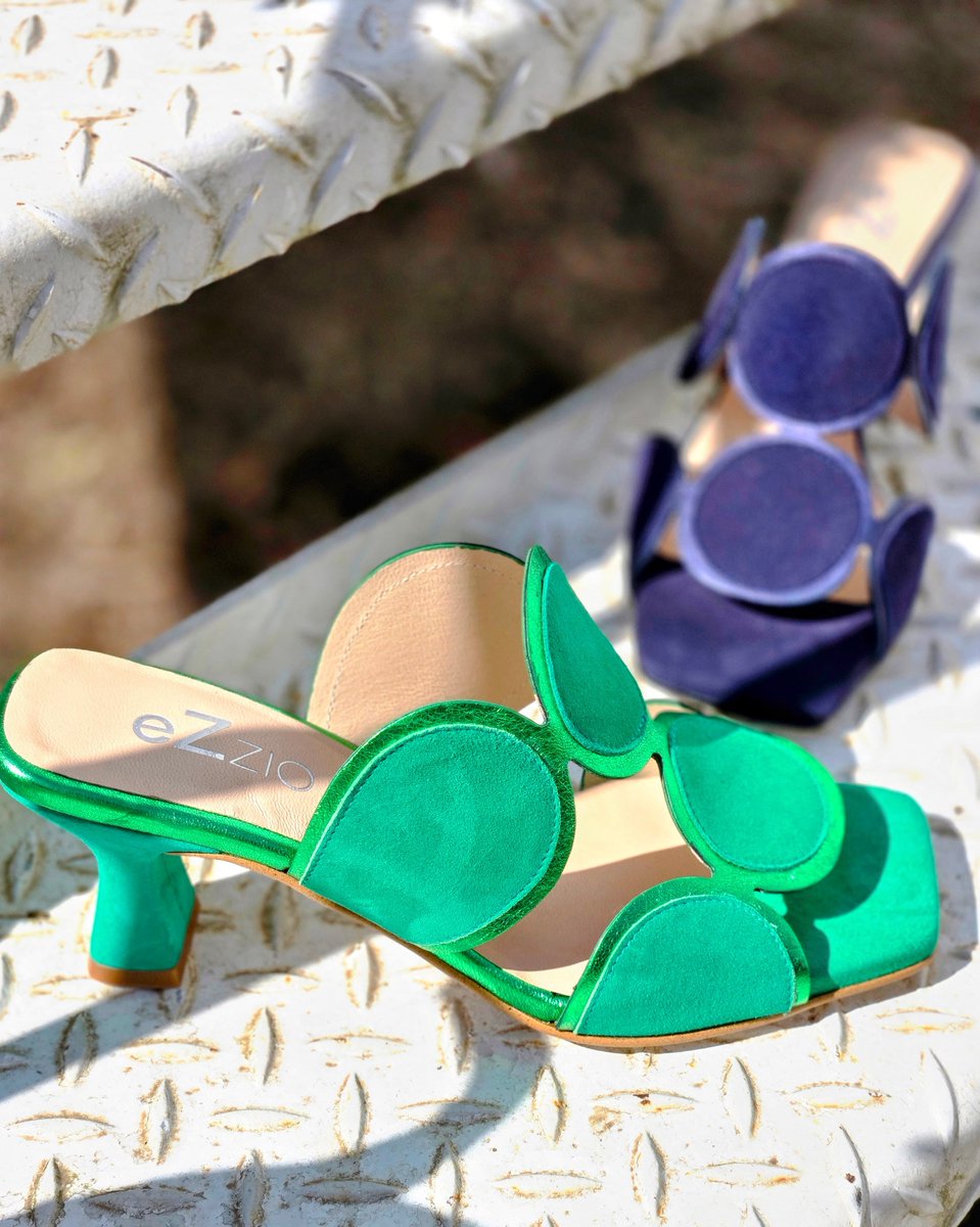 yaridsshoes's tweet photo. Add a classic finishing touch to any outfit with these unique heels.

Shop Ezzio Shoes In-Store and https://t.co/yyVT4sf6pk

#yarids #ezzio #madeinspain #shoes #shoelover #shoplocal #heels #shoeoftheday #supportsmallbusiness #shopnow https://t.co/RAgztbNgzI