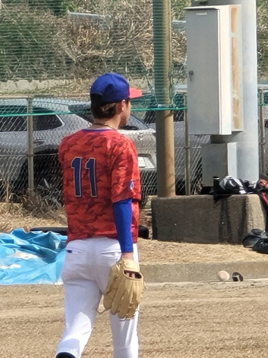 ck2_b1's tweet photo. 二十歳になりました。今日から20代スタート頑張ります
産んでくれてありがとう。そしてこれからもよろしくお願いします🙇 https://t.co/gHnRCTUPPc