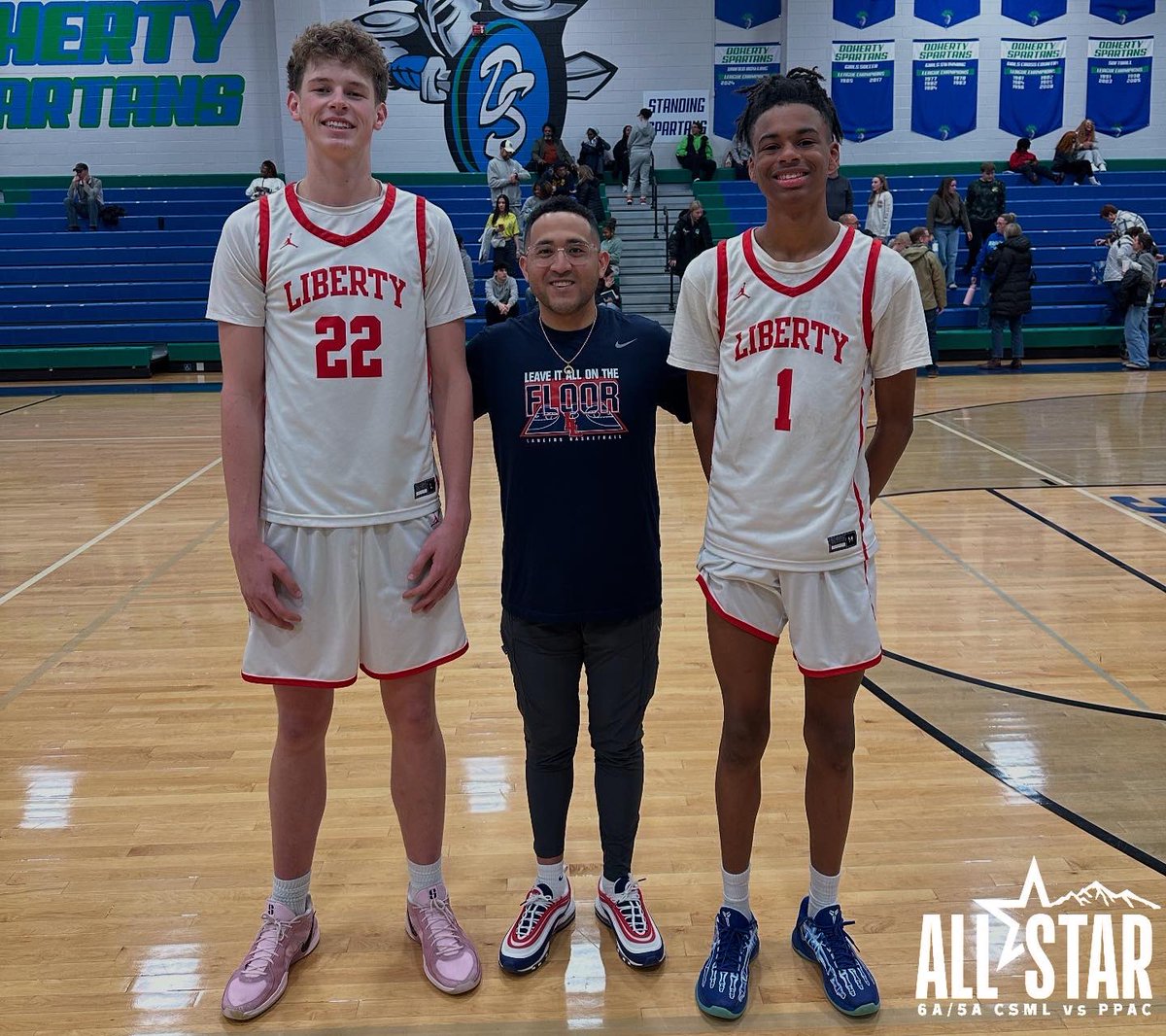 Had a great time coaching last night at the 6A/5A CSML vs PPAC All-Star Game! 

Proud of <a href="/LondonPraytor/">London Praytor</a> &amp; <a href="/Cam1cunningham/">Cameron Waithe-Cunningham</a> for how they represented Lancer Nation! 

#BeMentality | #LancerNation