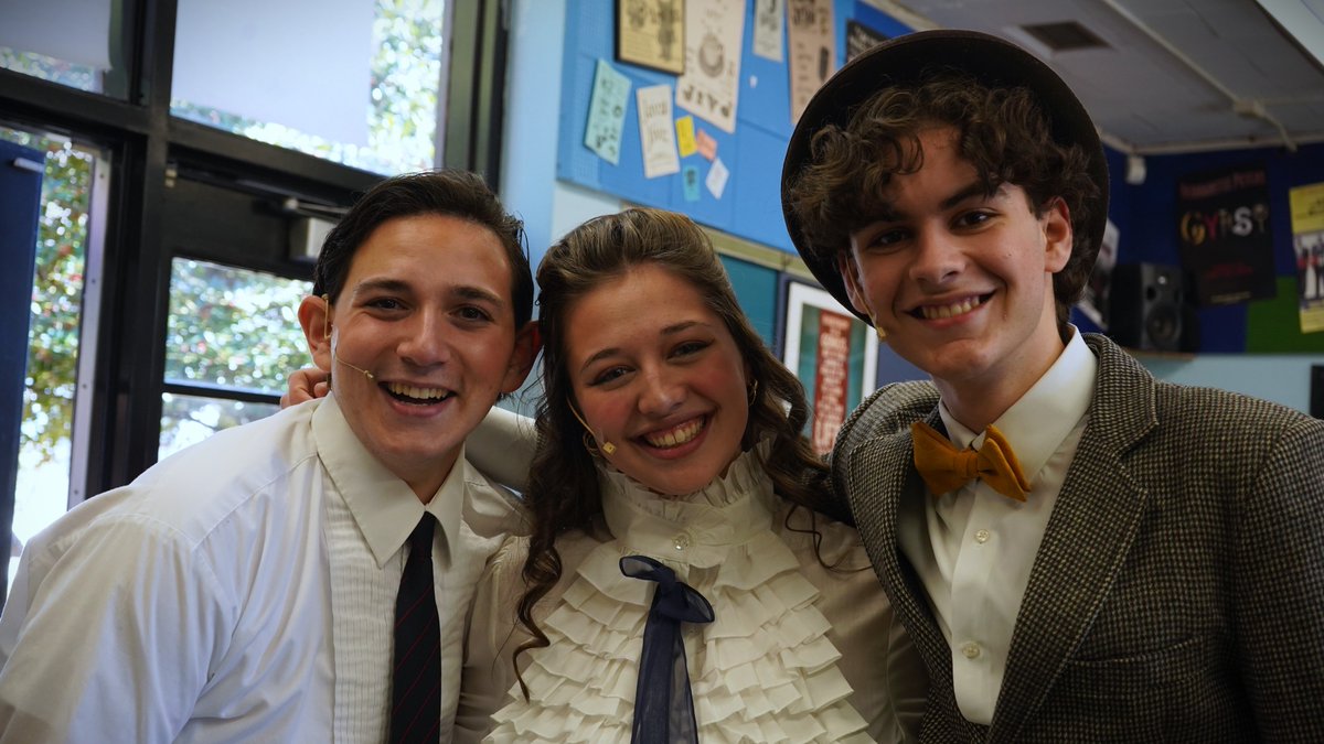 ccsdschools's tweet photo. Whaddaya talk(ing) about in #ClarkstownCSD, you ask? This week's CHSN spring musical of course! The Cue &amp; Curtain Drama Club has been hard at work rehearsing for its upcoming production of The Music Man. Show info: https://t.co/RZ7UfKb0qQ. #MusicEd #MIOSM @NAfME @NYSEDNews 🎺🎺🎺 https://t.co/tmQ1WTtonO