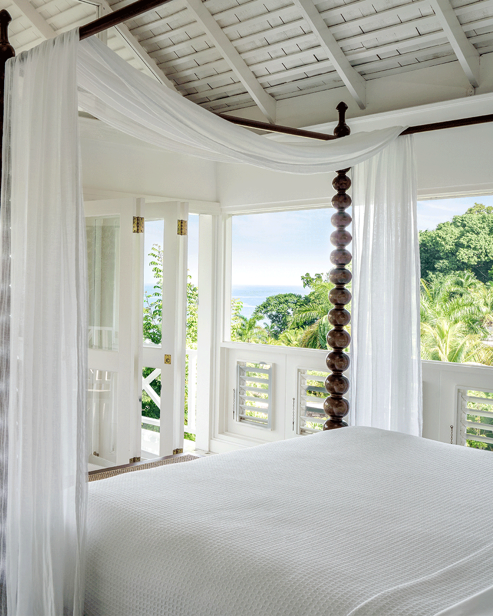 Round Hill Hotel and Villas tweet media