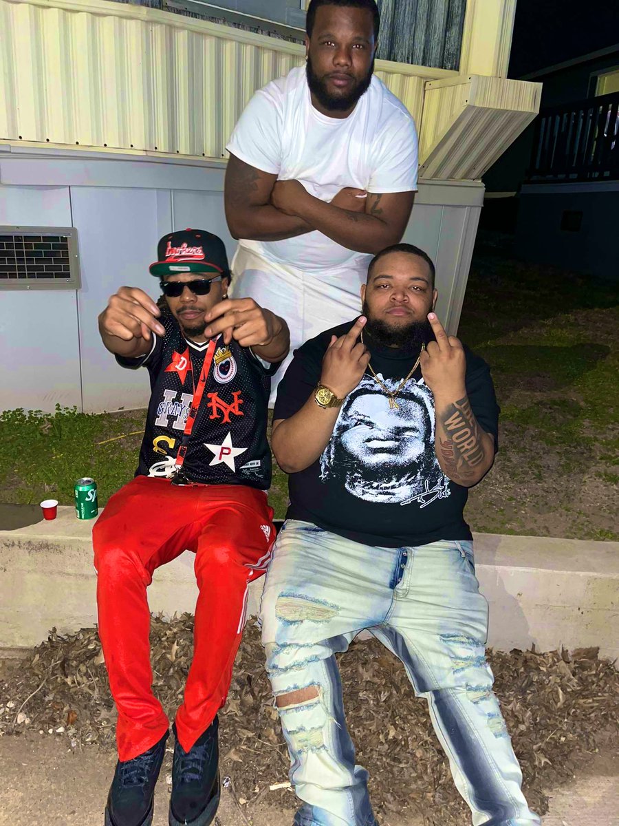 Bear_HGs's tweet photo. TORE TF UP 🤧 https://t.co/fLQH2MBRZE