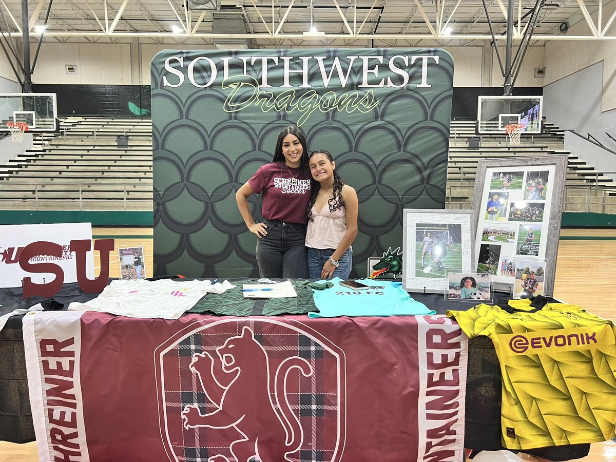 Kristan Peña Olivares (@klolivares) on Twitter photo Huge shoutout & congratulations to <a href="/mon1camedina/">Monica Medina</a> one of our 210FC 07/06G seniors. Your soccer family is beyond proud of all you have accomplished both off & on the field & I cannot wait to see all the future has in store for you 🩵⚽️🩷 <a href="/litosBVBIASA/">Carlos Olivares</a> <a href="/DAOliver20/">D-A Oliver</a> @Gabibvb02 Huge shoutout & congratulations to <a href="/mon1camedina/">Monica Medina</a> one of our 210FC 07/06G seniors. Your soccer family is beyond proud of all you have accomplished both off & on the field & I cannot wait to see all the future has in store for you 🩵⚽️🩷 <a href="/litosBVBIASA/">Carlos Olivares</a> <a href="/DAOliver20/">D-A Oliver</a> @Gabibvb02
