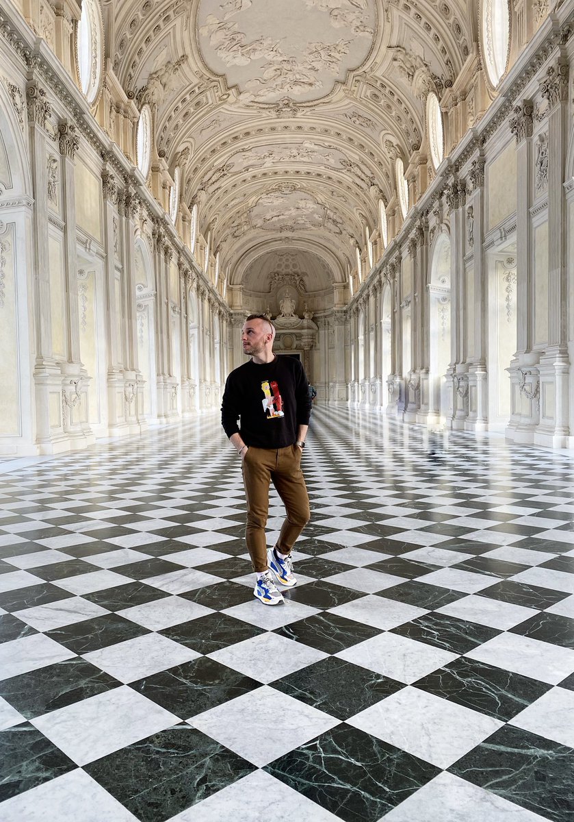 VISITATE LA REGGIA DI VENARIA!🩷
È uno spettacolo.
<a href="/LaVenariaReale/">Reggia di Venaria</a> 
#reggiadivenaria