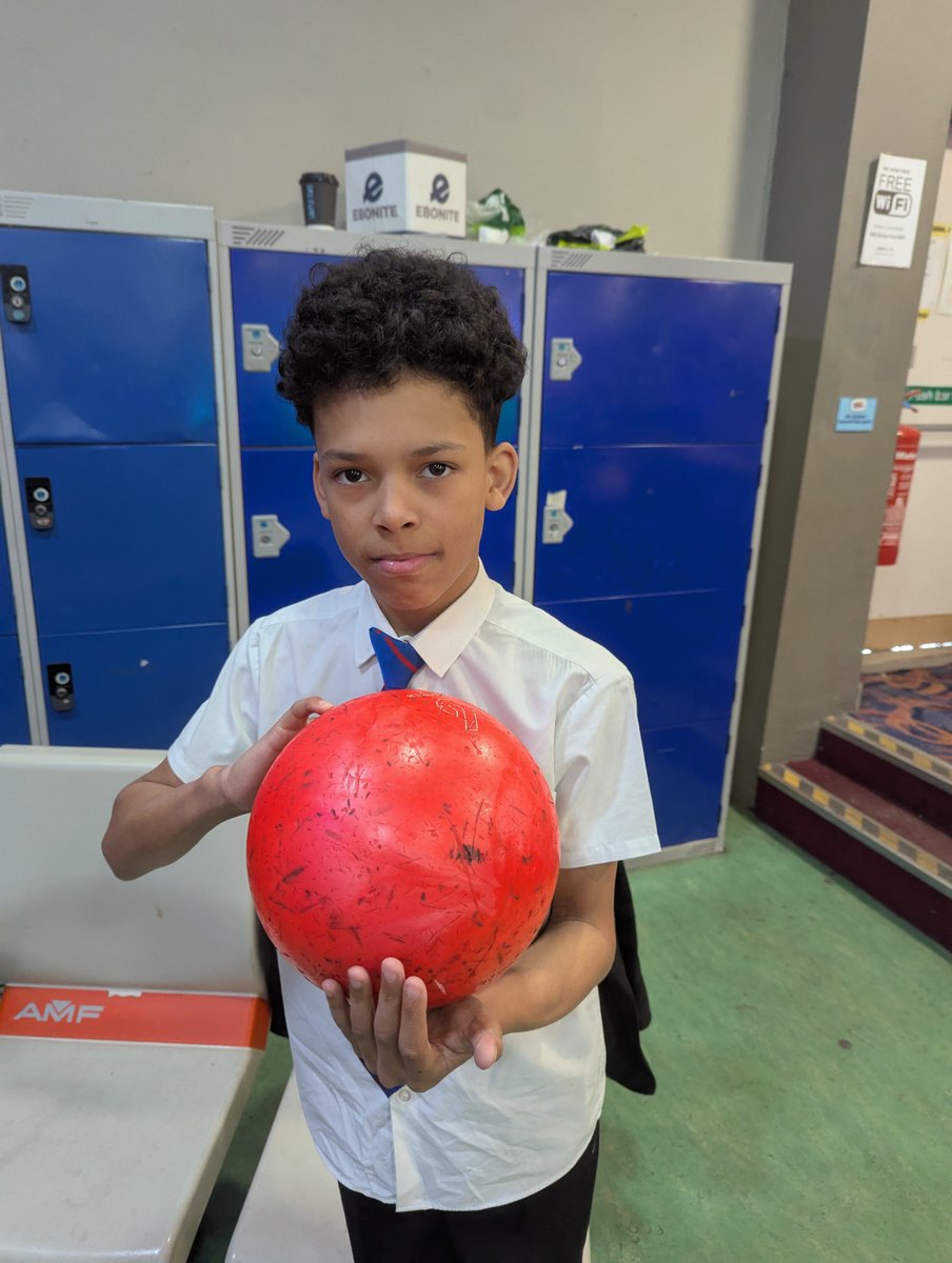 Last week, our Year 8s enjoyed a fantastic bowling rewards trip to celebrate their amazing efforts this term!🌟

These students have shown brilliant commitment by keeping up attendance, earning lots of A points, and keeping B points low. Well done lads!👏 #TeamHeanor