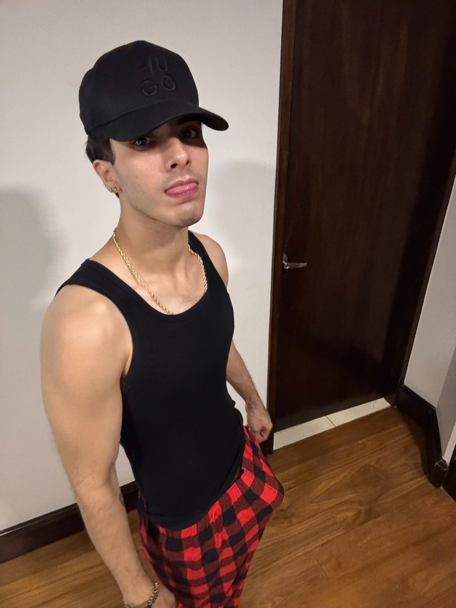 Rt &amp; te Follo 😈🔥