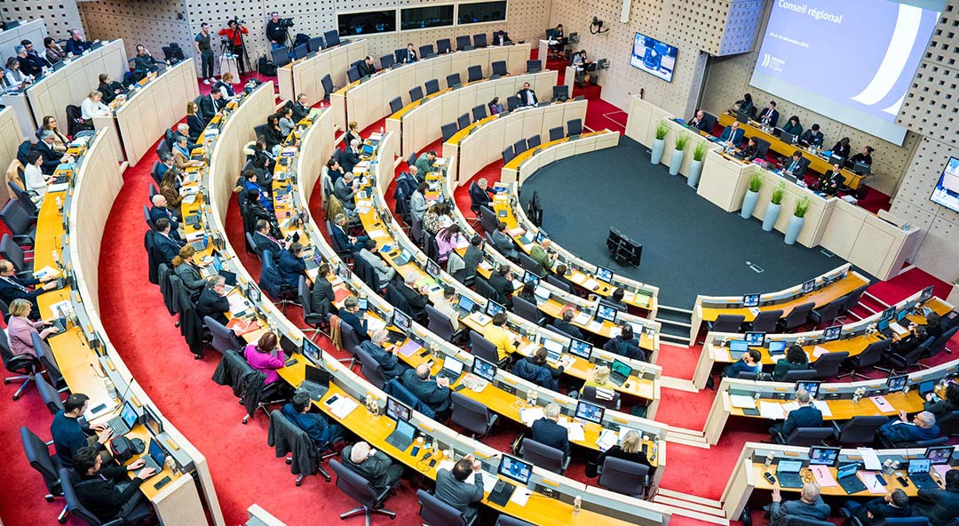 🎥🔴Demain, jeudi 20 mars, dès 9h30, suivez en direct les débats du Conseil régional des Pays de la Loire. 👉 paysdelaloire.fr
